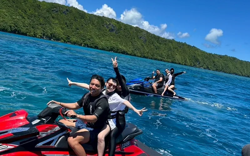 社員旅行:ジェットスキー