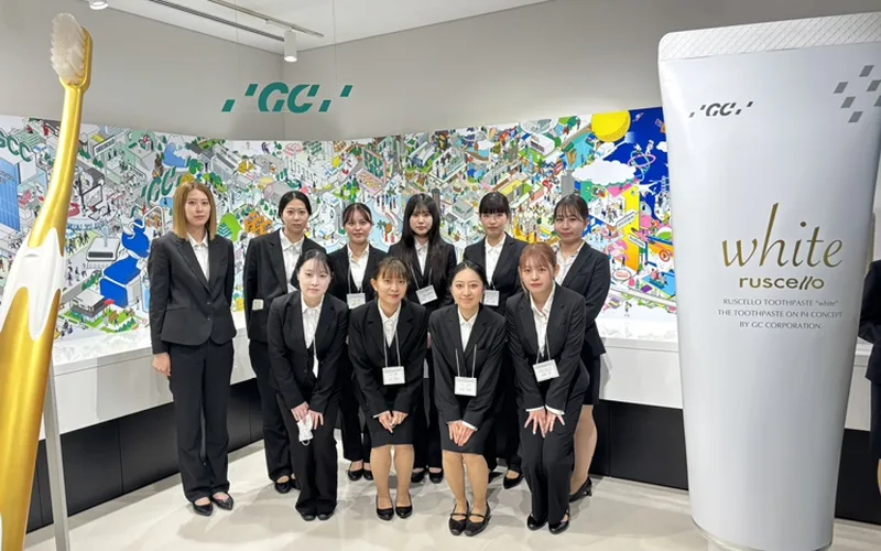 25卒新卒スタッフ 集合写真